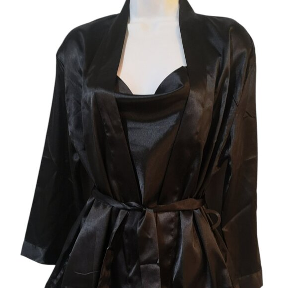 Black Short Satin Robe L - Picture 4 of 8